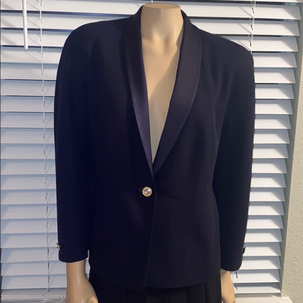 Louis Feraud Blazer *Offers Welcome*